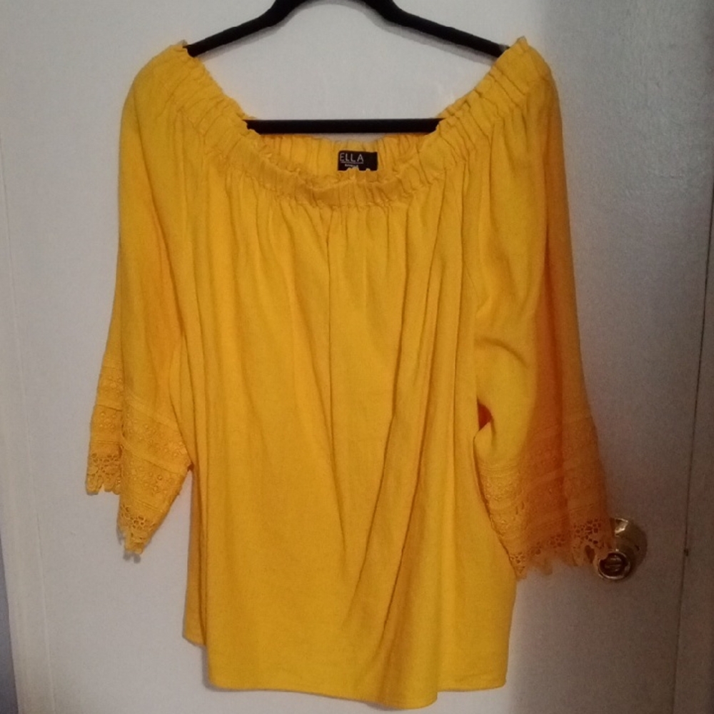 Pit To Pit 29.Rafaella Gold Smocked 3/4 Sleeve Blouse